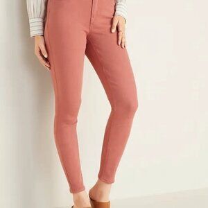 Old Navy Rockstar super skinny high-rise secret slim pockets Size 12